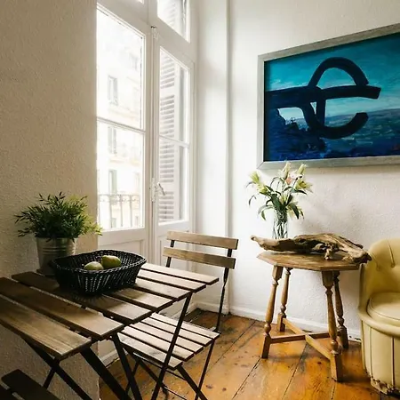 Funky And Stylish 5 Apt. Central @ Old Town *