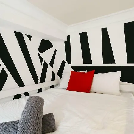 아파트 Funky And Stylish 5 Apt. Central @ Old Town